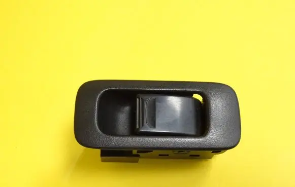 Suzuki Liana Electric window control switch 3799575F0