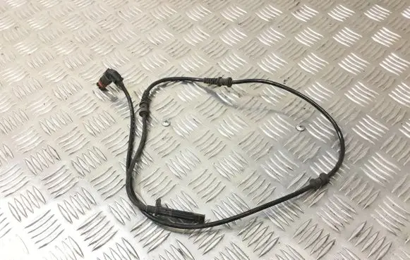 Mercedes-Benz GL X166 ABS brake wheel speed sensor A1669052601