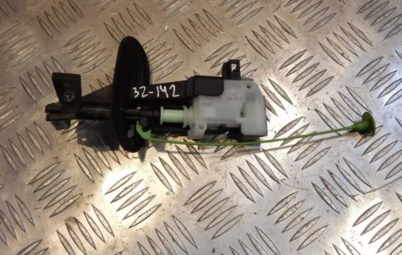 Volvo S80 Fuel tank cap lock 31299107 32142