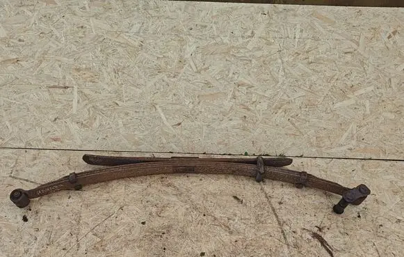 Nissan Navara D40 Rear leaf spring 