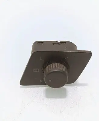 Volkswagen Polo Wing mirror switch