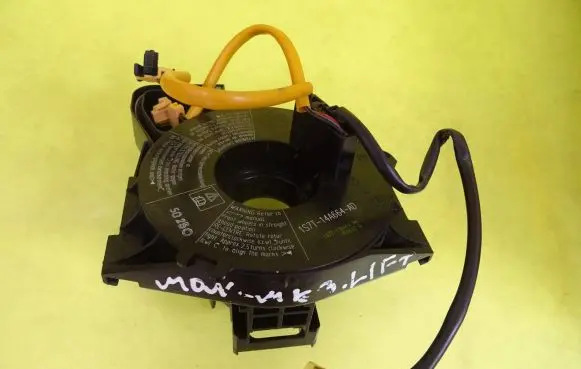 Ford Mondeo Mk III Airbag slip ring squib (SRS ring) 1S7T-14A664-AD 6016833