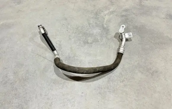 Audi A5 8T 8F Air conditioning (A/C) pipe/hose 8T0260701C