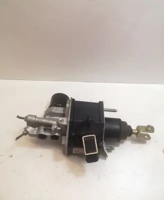 Master brake cylinder