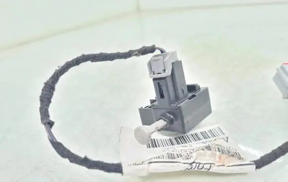 Ford Fiesta Clutch pedal sensor 6G9T11A152AA