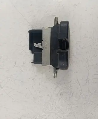 Volkswagen PASSAT B7 Tailgate/trunk/boot lock/catch/latch 1K6827505E