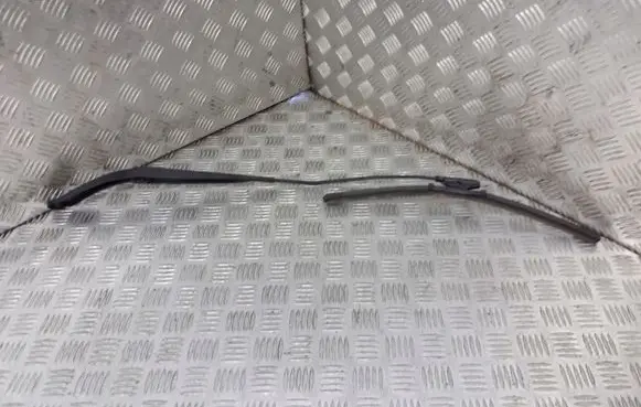 Renault Megane II Front wiper blade arm 8200417219