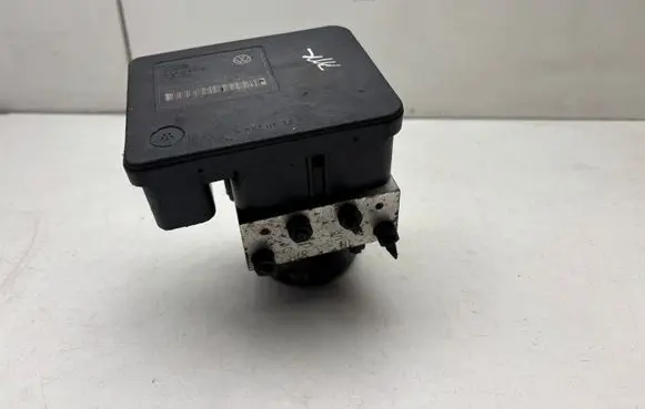 Volkswagen Golf IV ABS Pump 1C0907379M 1J0614517J