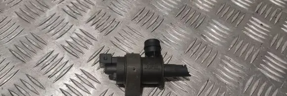 Volvo S60 Vacuum valve 31104896