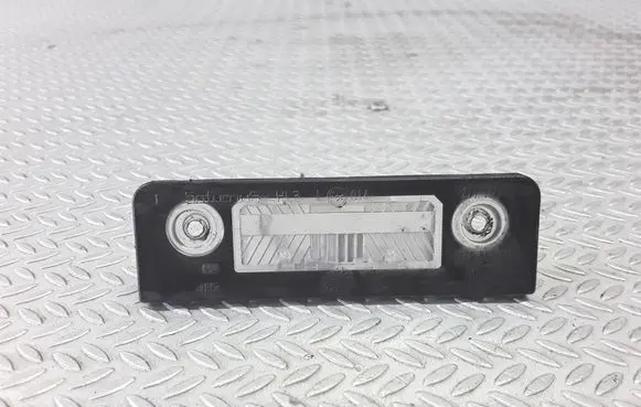 Skoda Octavia Mk2 (1Z) Number plate light 1Z0943021