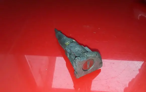Skoda Superb B6 (3T) Front door lock (next to the handle) 3T0837168B