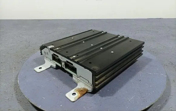 Mitsubishi Outlander Sound amplifier 8701A350