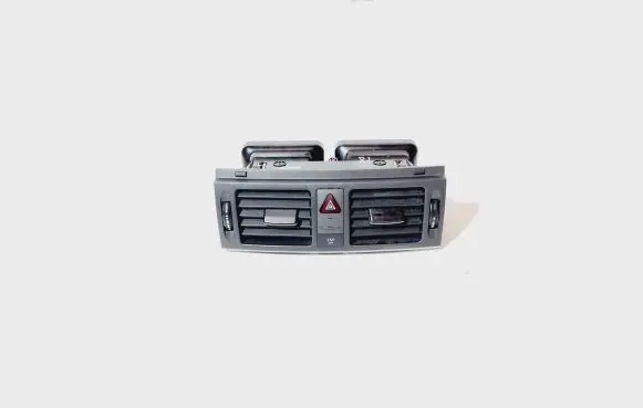 Mercedes-Benz C W204 Dash center air vent grill A2048305754