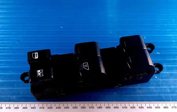 Subaru Forester SH Electric window control switch 83071FG090 F09157447