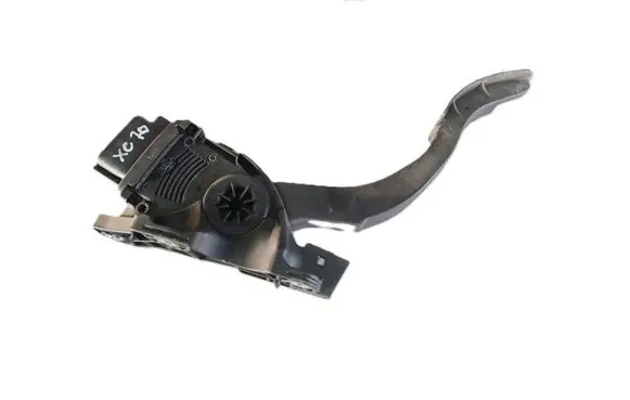Volvo XC70 Accelerator throttle pedal 6G929F836BD 6PV00922001