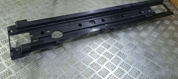 Volkswagen Touareg II Other trunk/boot trim element 7P0863600