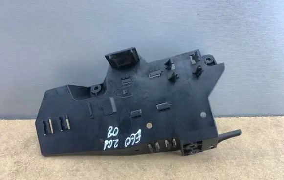 BMW 5 E60 E61 Other engine bay part 7797518 13627797518