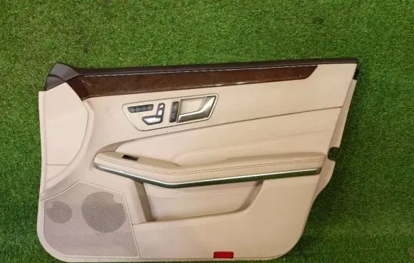 Mercedes-Benz E W212 Front door card panel trim