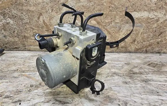 Maserati Coupe ABS Pump 0265950126