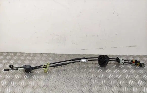 Gear shift cable linkage