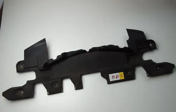 Toyota RAV 4 (XA40) Engine bonnet/hood lock trim molding 1668136021
