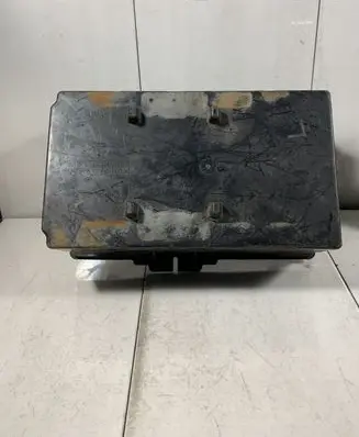 Ford Mondeo Mk III Battery box tray 1S7T10757BF