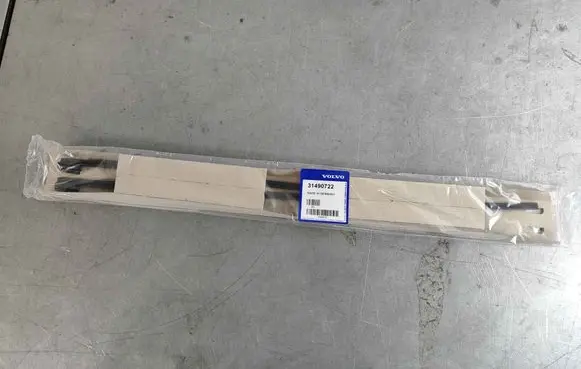 Volvo XC60 Windshield/front glass wiper blade 31490722