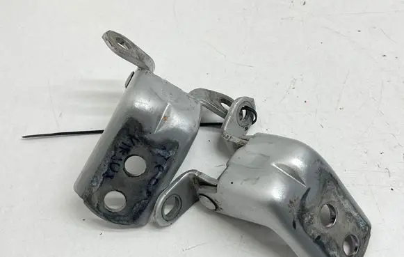 Nissan X-Trail T32 Front door hinge set 1120009