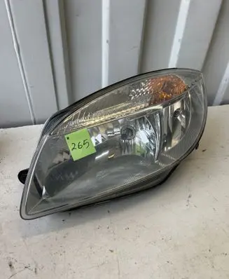 Skoda Fabia Mk2 (5J) Headlight/headlamp 24783100