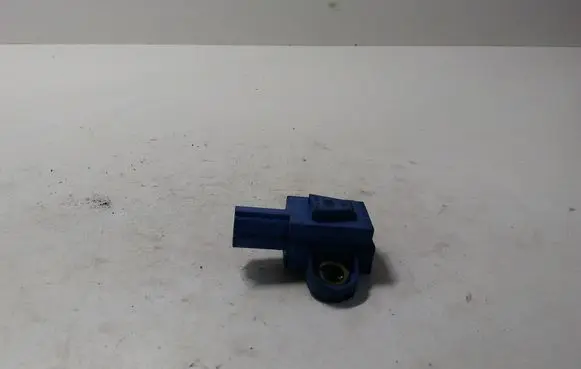 Volkswagen Golf V Airbag deployment crash/impact sensor 1K0955557A
