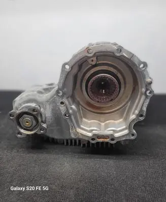 Gearbox transfer box case