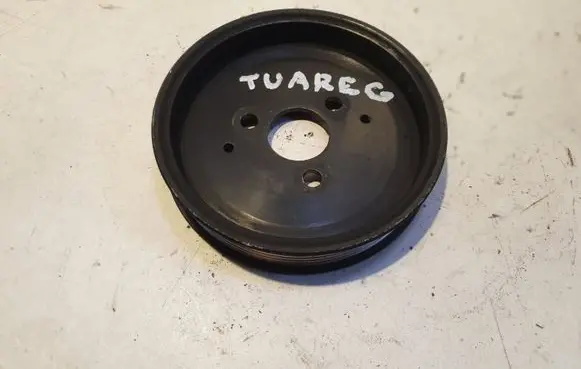 Volkswagen Touareg I Power steering pump pulley 059145255C