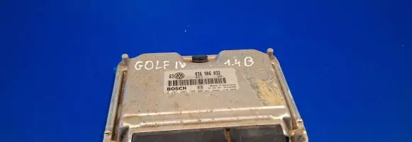 Volkswagen Golf IV Engine control unit/module 036906032 0261206140