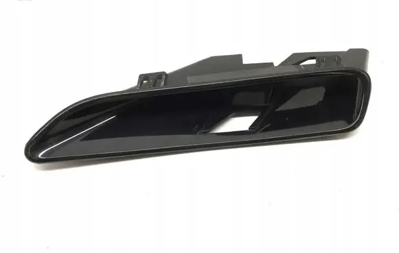 BMW M5 F90 Front arch trim 80632058071511