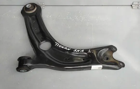 Volkswagen Tiguan Allspace Front control arm 3Q0407151G 3Q0407153C