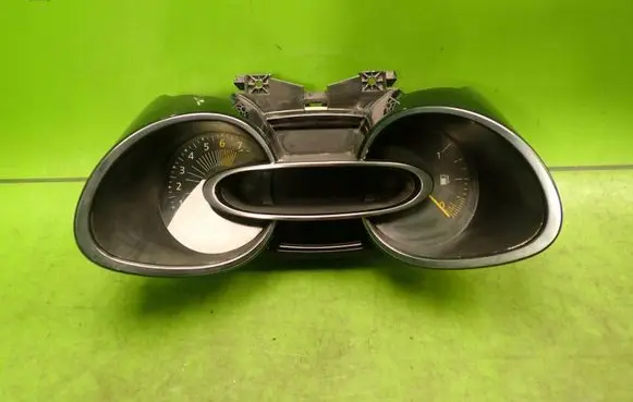 Renault Clio IV Speedometer (instrument cluster) 248102245R