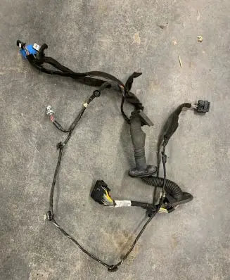 Renault Master III Front door wiring loom 249087R