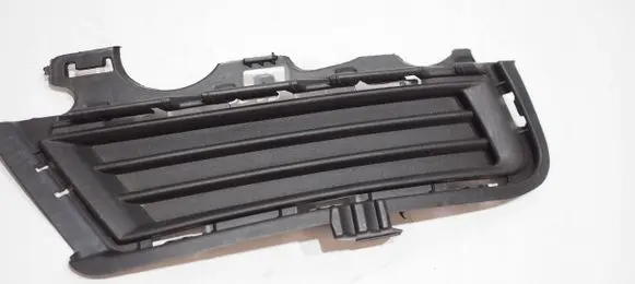 Volkswagen Golf VII Front bumper lower grill 5G0853212D