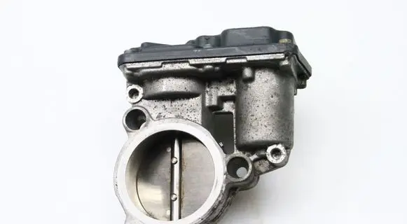 BMW 1 F20 F21 Throttle valve 7618838