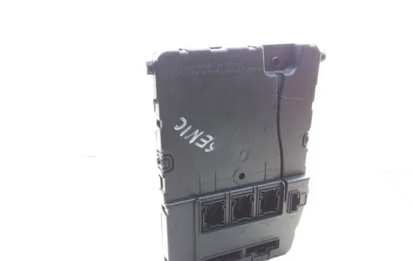 Renault Scenic II - Grand scenic II Comfort/convenience module 8200525384