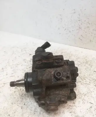 Hyundai ix35 Fuel injection high pressure pump 331002A420 0445010206 01005901408