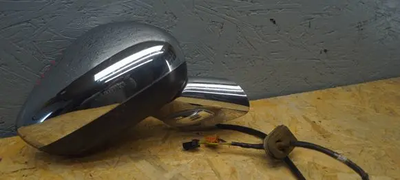 Citroen DS3 Front door electric wing mirror 