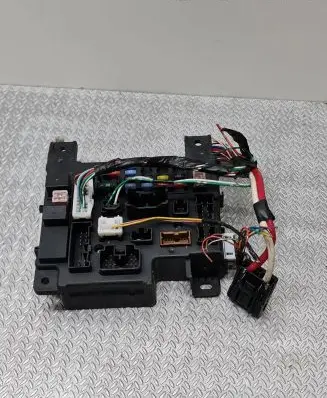 Citroen C-Crosser Fuse module 519087A18 8637A319 L8637002A