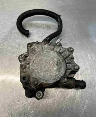 Audi A4 S4 B7 8E 8H Vacuum pump 03g145209