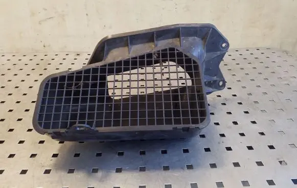 Audi A4 S4 B8 8K Cabin air duct channel 8K2819904 8K2819408
