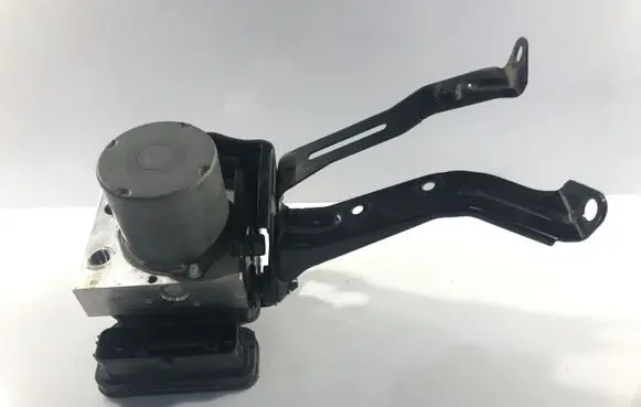 Subaru Forester SK ABS Pump 0265202854 27536SJ050 27596SJ751