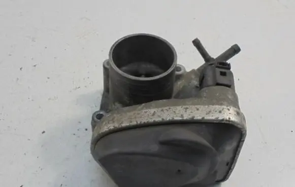 Skoda Fabia Mk1 (6Y) Electric throttle body valve 047133062D