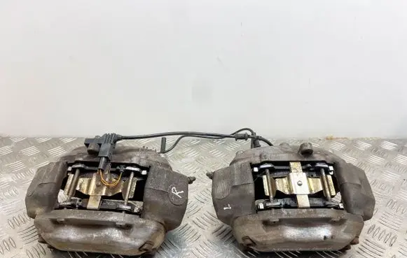 Mercedes-Benz SL R230 Front brake caliper A0044200183 A0044200283