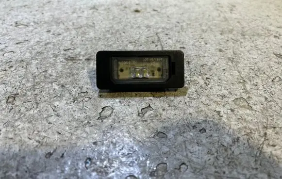 BMW 5 F10 F11 Number plate light 7193293 104730658A