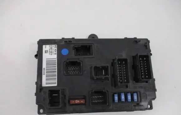Peugeot 407 Fuse module 9656148180